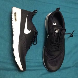 NEW Nike air max women’s size 8.5